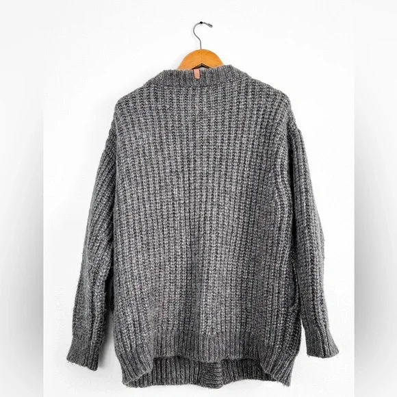 LUNYA Chunky Wool Cardigan in Serene Gray size xs/s - Picture 6 of 11